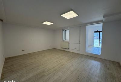 Spațiu comercial, de 75 mp, în Complex Studențesc - 5