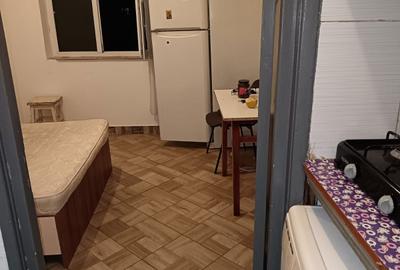 Garsonieră în Pietrișu - 2