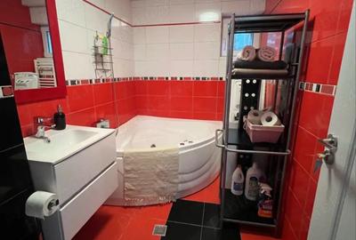 Apartament cu 3 camere în UTA - 3