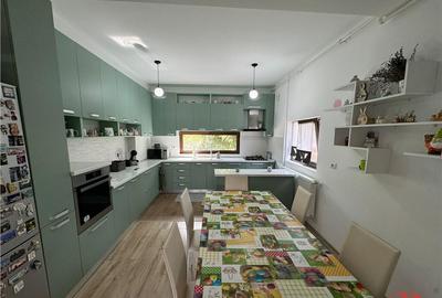 Vila P 1 de in Livada constructie caramida an 2020 - 8