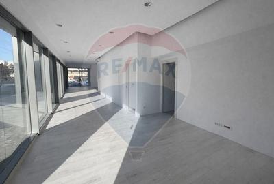 ONIX BRASOV - SPATIU COMERCIAL CU VITRINA DE 20 M - 12