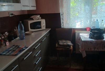 Apartament cu 4 camere decomandat în Central - 3