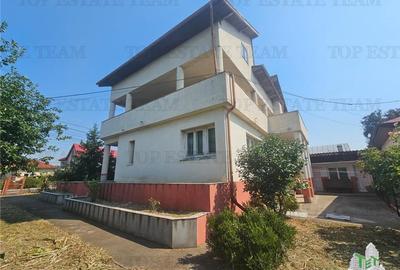 Vila spatioasa 6camere+garaj in centru Bolintin-Deal - 18