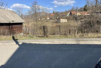 Casă cu 2 camere cu Teren 400 Mp în Central - 4