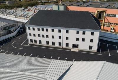 Spațiu comercial, de 1,200 mp, în Central - 2