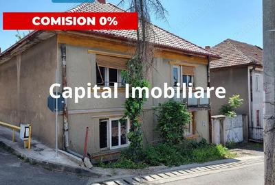 Casă cu 7 camere cu Teren 700 Mp în Gării - 3