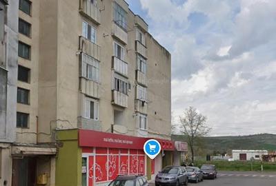 Garsonieră nedecomandată în Central - 1