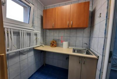 Bd. 1 Decembrie 1918 garsoniera - 3