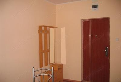 Apartament cu 2 camere semidecomandat în UTA - 1
