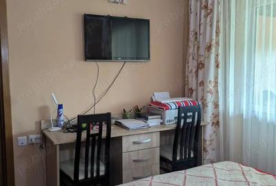 VIND APARTAMENT CU 3 CAM. situat la etajul 4 4 in zona Parcului Ora?elul Copiilor din Slobozia, jud. - 8
