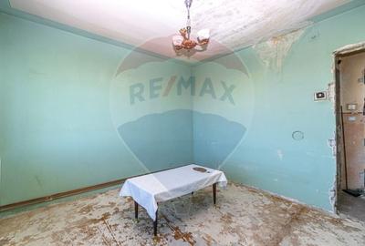 Apartament 2 camere/ 2 balcoane/de renovat-  zona Tractorul! - 24