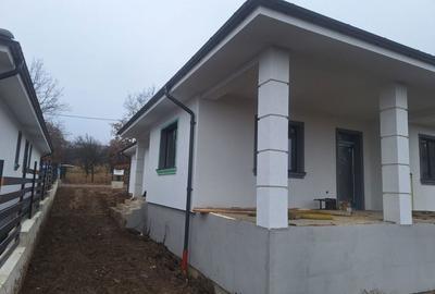 Casă cu 4 camere în Central - 6