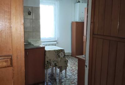 Apartament cu 2 camere decomandat în Central - 3