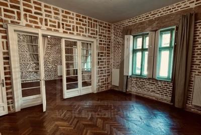 Apartament la casa in Gruia