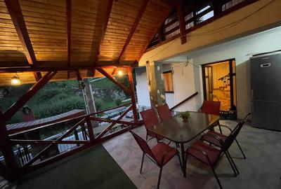 Casă cu 9 camere cu Teren 300 Mp în Central - 5