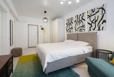 Garsoniera - Zona Carol - Complet mobilat - Regim hotelier 500-900€ - 4