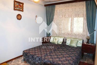 Apartament cu 4 camere decomandat în Valea Alba - 4