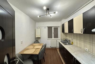 Apartament cu 3 camere decomandat în Ultracentral - 2