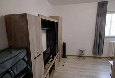 Garsonieră decomandată în Central - 4
