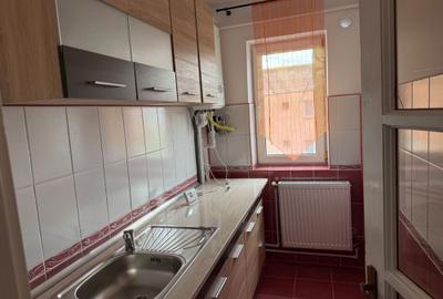 Apartament cu 2 camere decomandat în Exterior Vest - 3