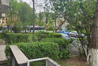 Spațiu comercial, de 62 mp, în Plopilor - 11