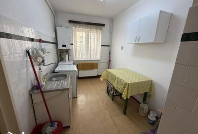 Apartament cu 3 camere decomandat în Sud - 6