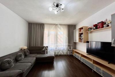 Apartament cu 3 camere decomandat în Central - 1