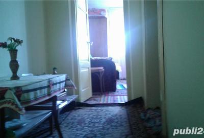 Casă cu 6 camere cu Teren 250 Mp în Capu Câmpului - 4