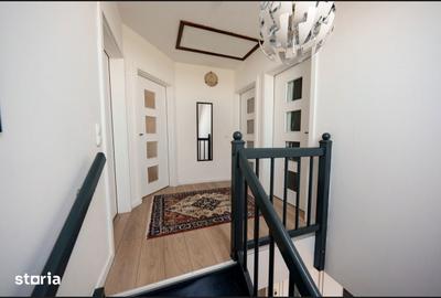 Casă cu 6 camere cu Teren 3700 Mp în Central - 2