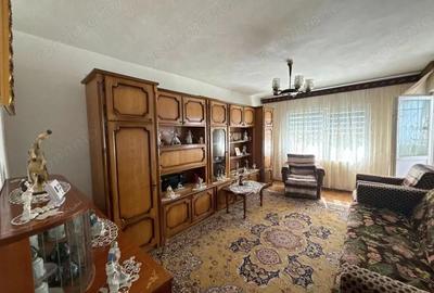 Apartament cu 3 camere decomandat, mobilat în Central - 15