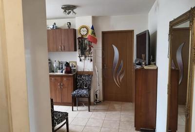 Apartament cu 3 camere semidecomandat în Lipovei - 4