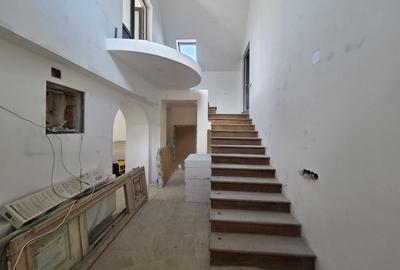 Casă cu 9 camere cu Teren 293 Mp în Cristian - 23