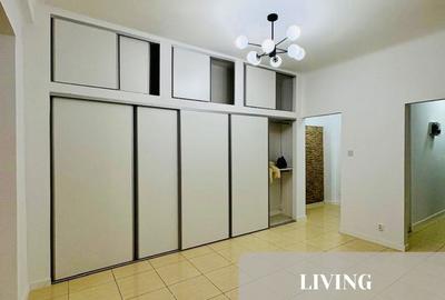 Apartament cu 4 camere decomandat în Romană - 11