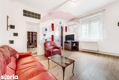 Casă cu 3 camere cu Canalizare în Central - 2