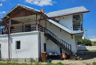 Casă cu 6 camere cu Teren 777 Mp în Panaci - 11