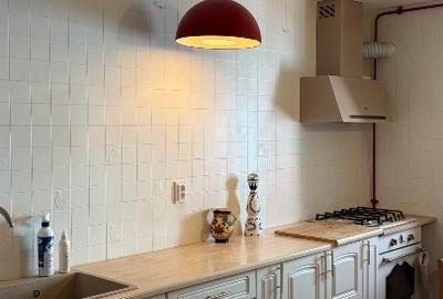 Apartament cu 3 camere decomandat, mobilat în Obcini