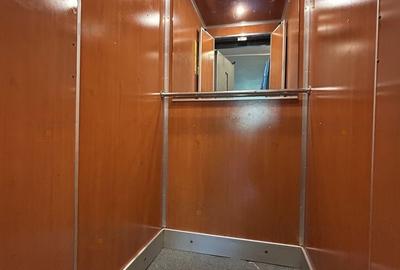 Apartament cu 3 camere decomandat în Obor - 13