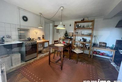 Casă cu 4 camere cu Teren 800 Mp în Central - 19