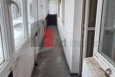 Apartament cu 3 camere decomandat în Lacul Tei - 9