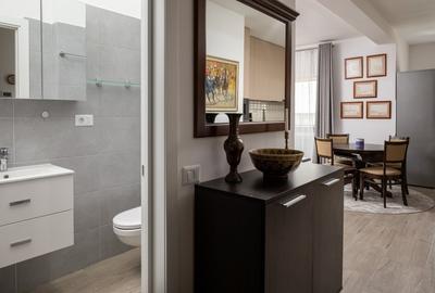 Apartament cu 3 camere decomandat, mobilat în Tractorul - 11