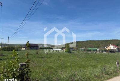 Teren de 925 mp, în Jucu - 2