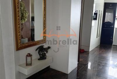 Casă cu 4 camere cu Teren 712 Mp în Central - 11