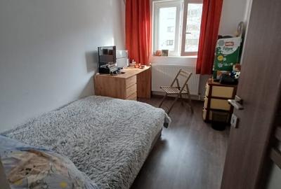 Apartament 3 Camere, intermediar, zona Nicolina 1( Lidl) - 2