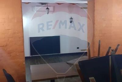 Spatiu de birouri/comercial -  parter+demisol /P+E+M, 360 mp, Unirii - 7