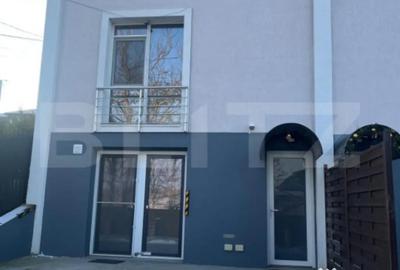 Casă cu 4 camere cu Teren 160 Mp în Rediu