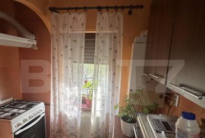 Apartament de vanzare, cu 3 camere, 57 mp, zona Micro 17 - 3