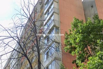 Apartament cu 2 camere, mobilat în Tei