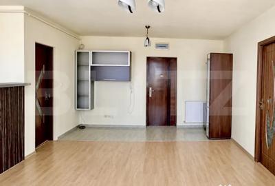 Apartament cu 2 camere semidecomandat în Giroc
