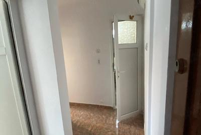 Garsonieră decomandată în Găvana