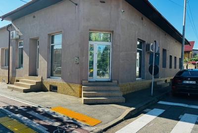 Spațiu comercial, de 50 mp, în Traian